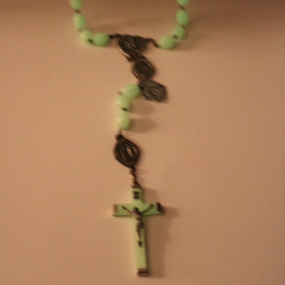 1950s Italian Long Rosary Crucifix - Picture 7 of 12